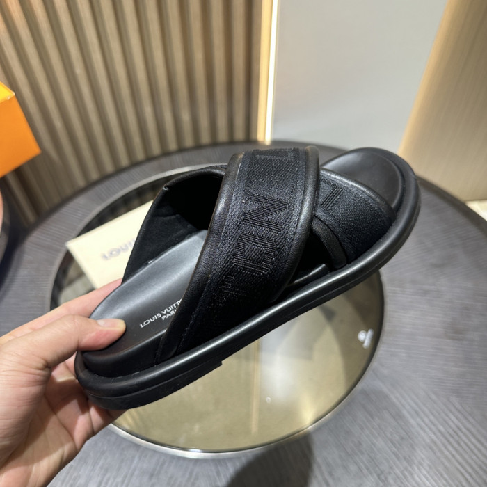 L0VT SANDAL