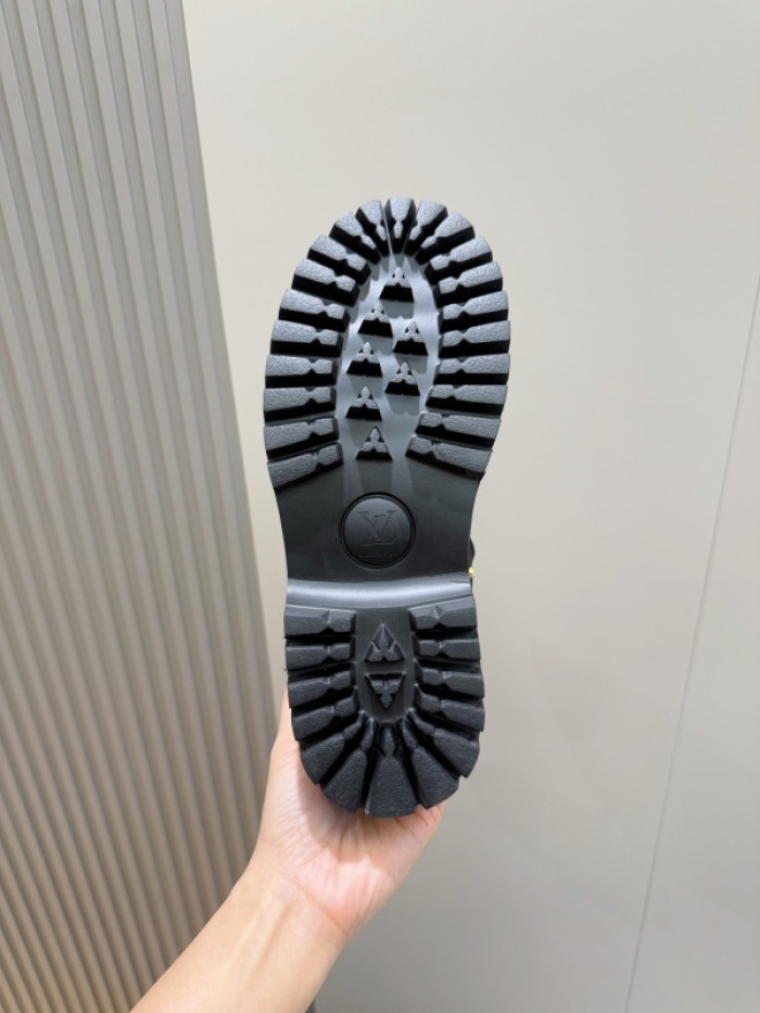 L0VT boot