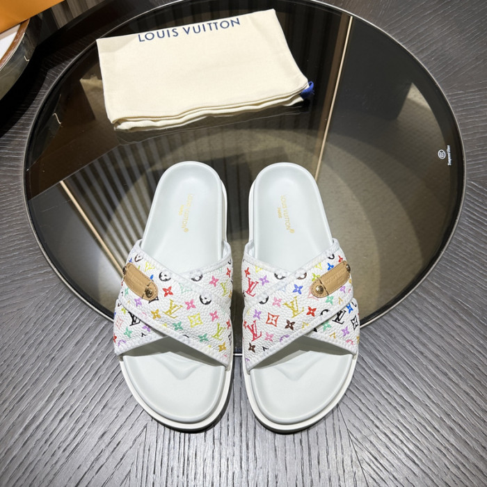 L0VT SANDAL