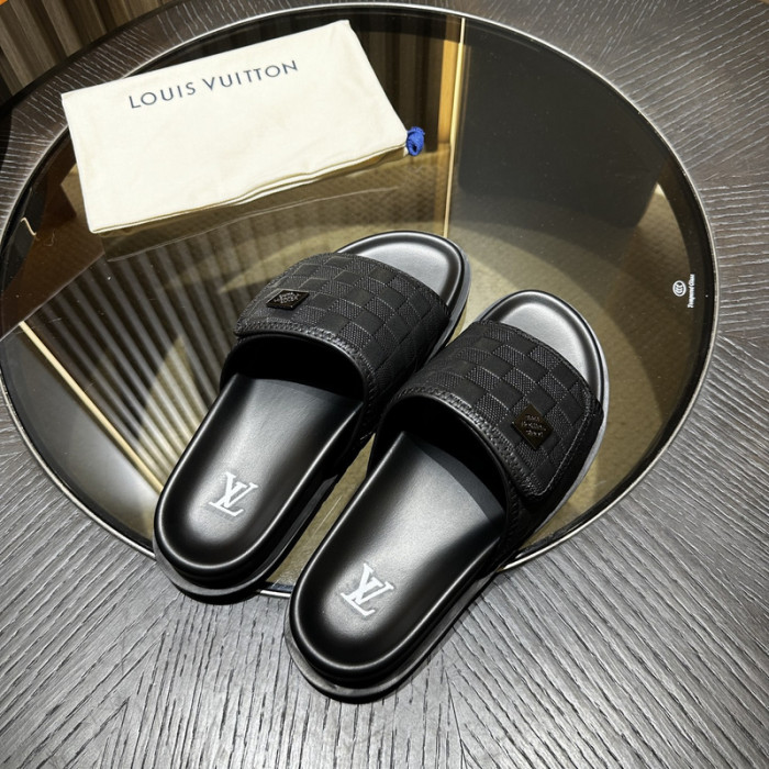 L0VT SANDAL