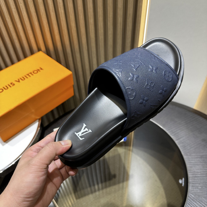 L0VT SANDAL