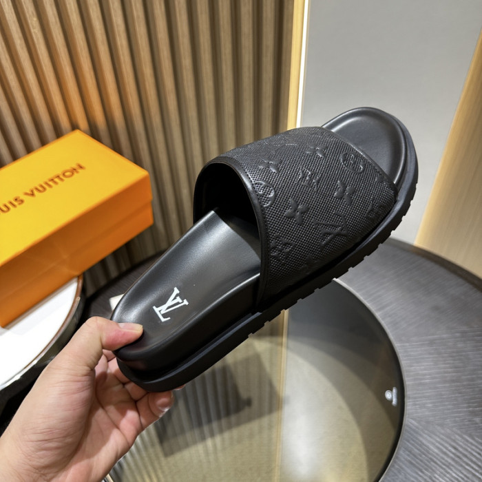 L0VT SANDAL
