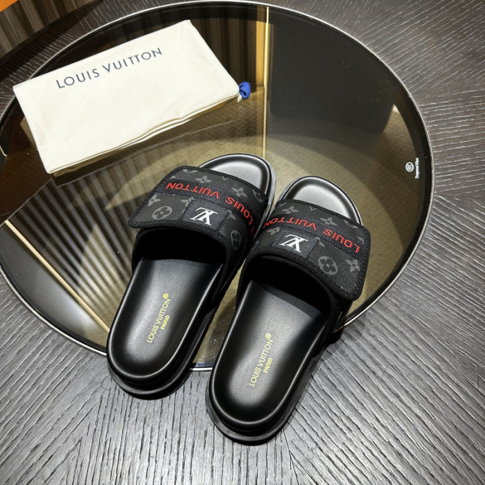 L0VT SANDAL