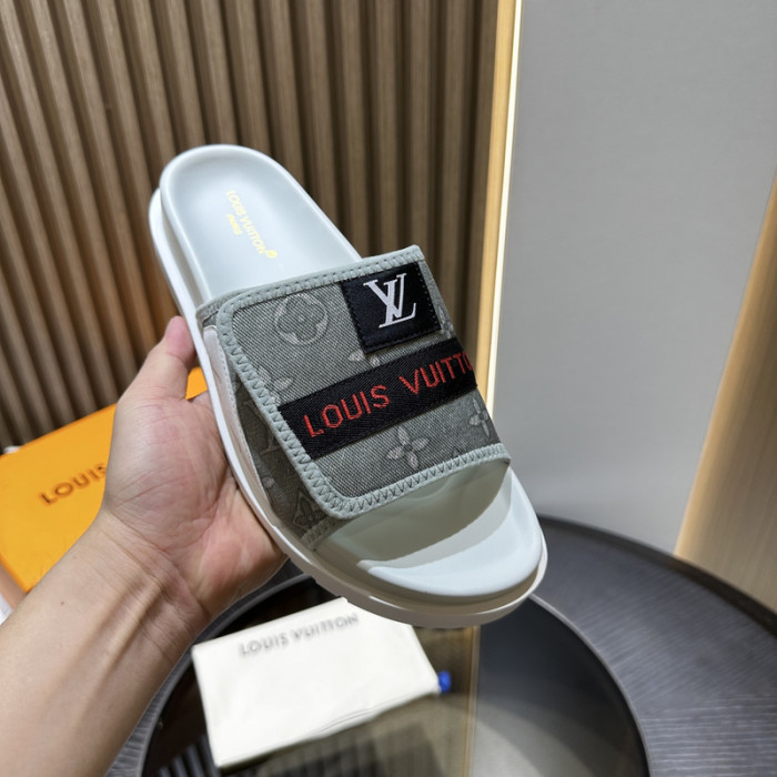 L0VT SANDAL