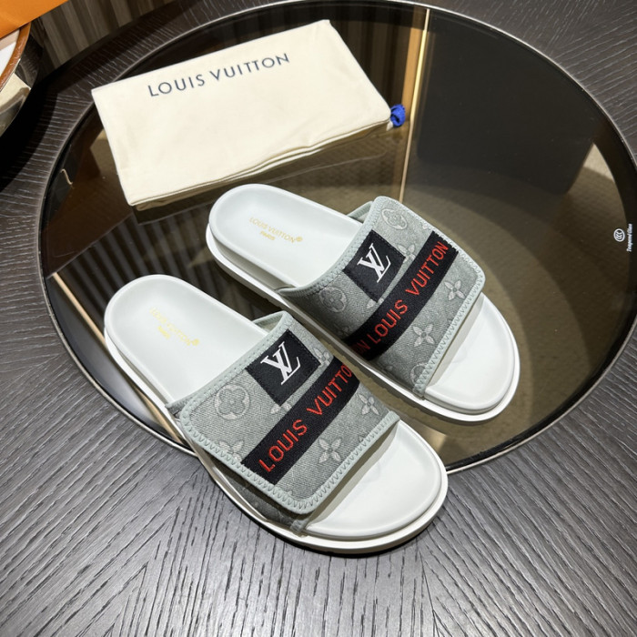 L0VT SANDAL