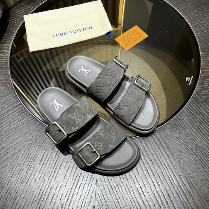 L0VT SANDAL