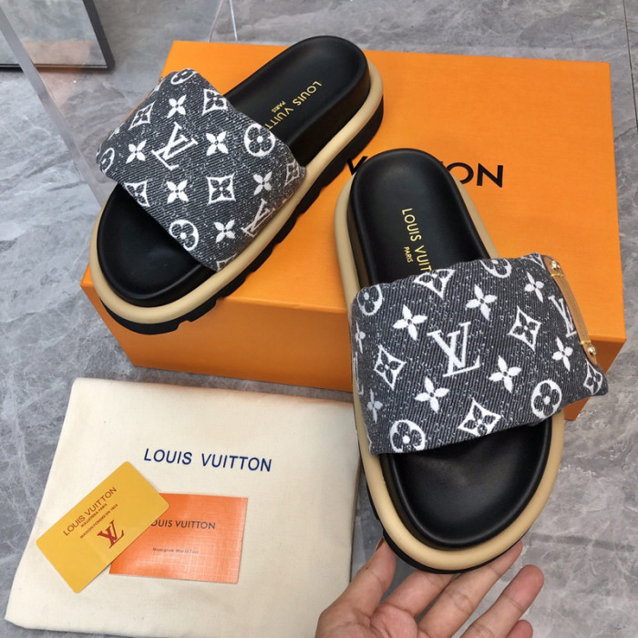 L0VT SANDAL