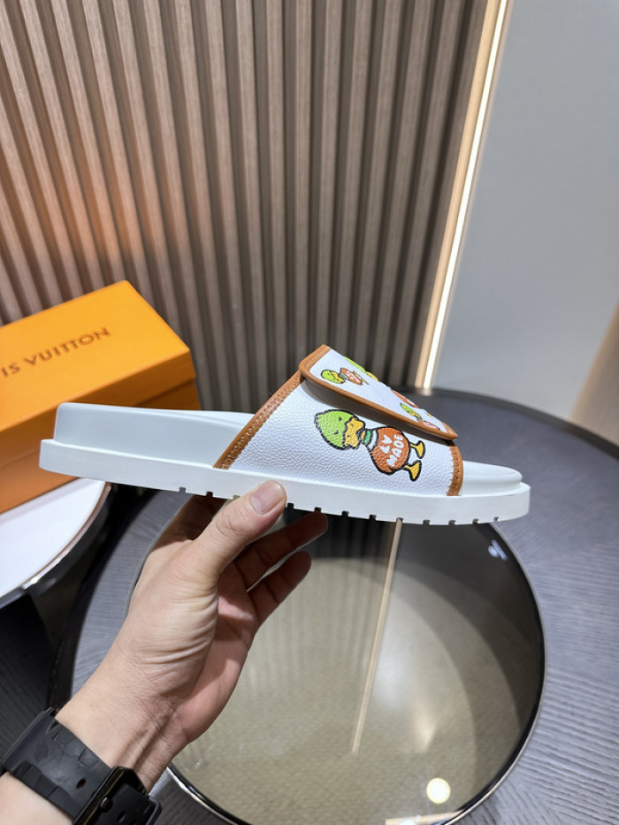 L0VT SANDAL