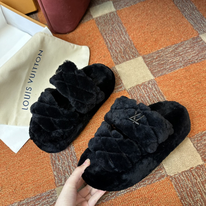 L0VT SANDAL