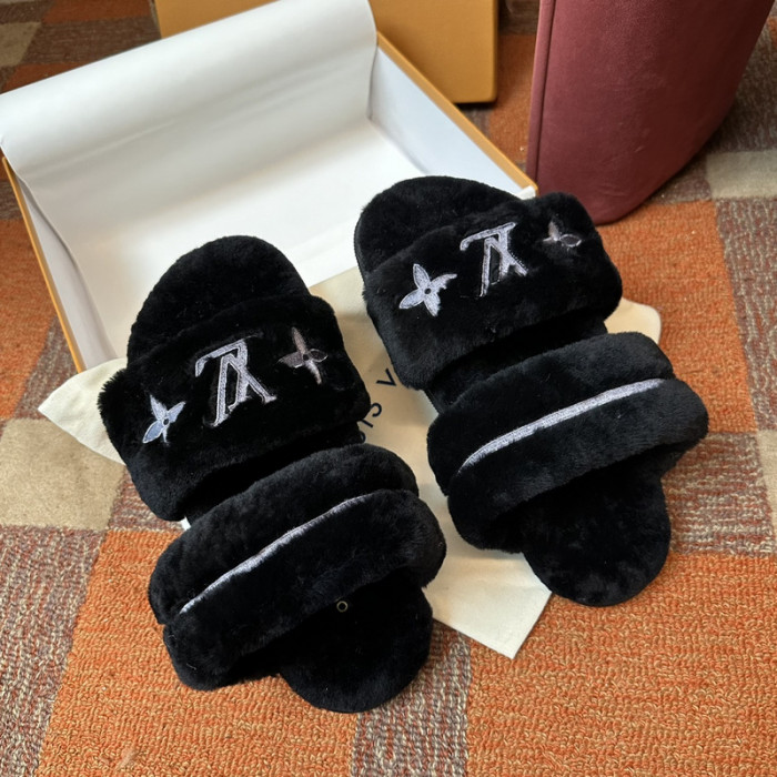 L0VT SANDAL