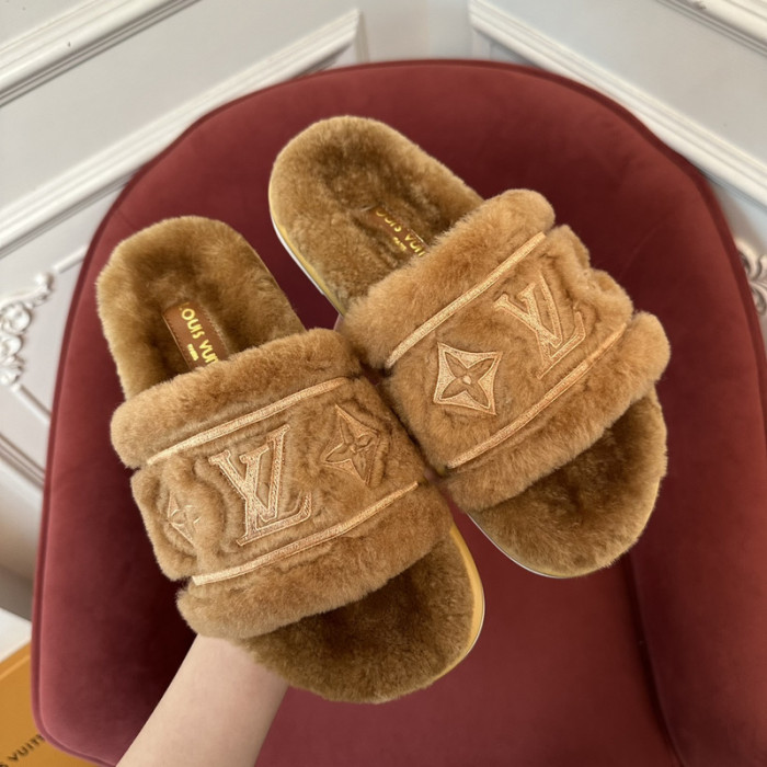 L0VT SANDAL