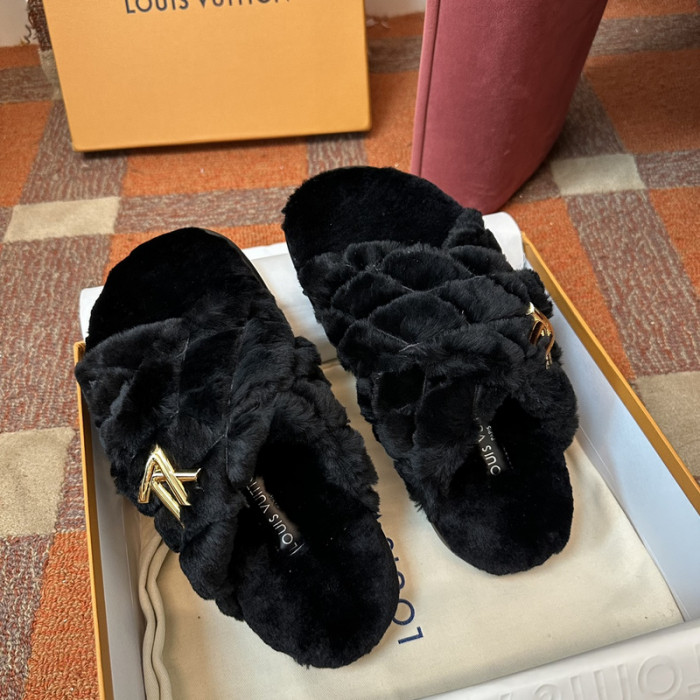 L0VT SANDAL