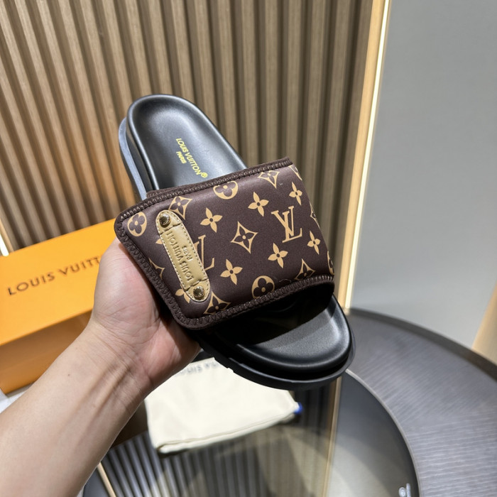 L0VT SANDAL