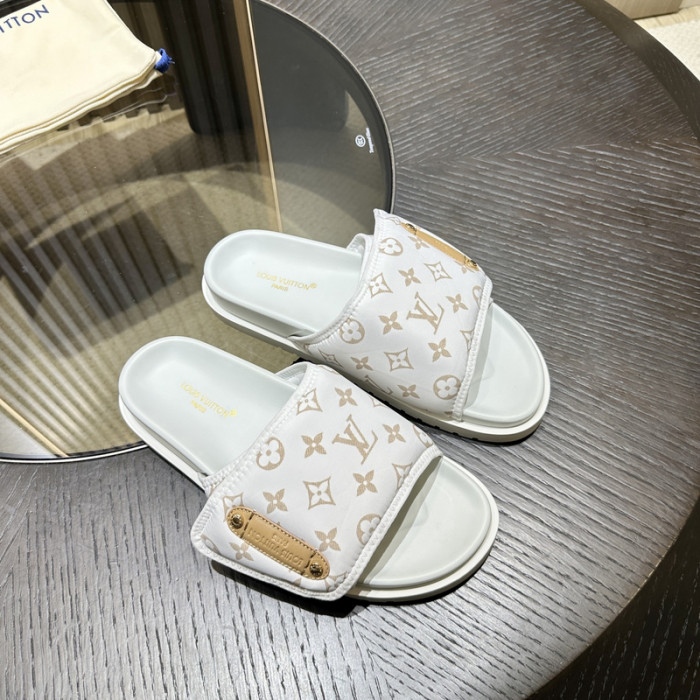 L0VT SANDAL