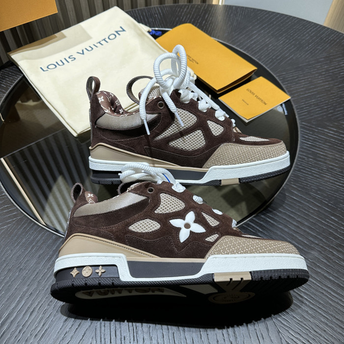 L0VT SNEAKER