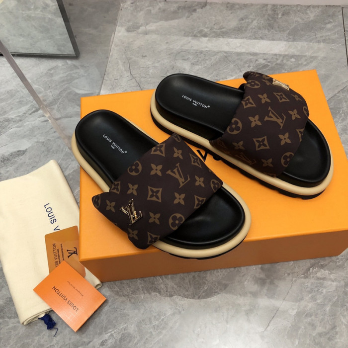 L0VT SANDAL