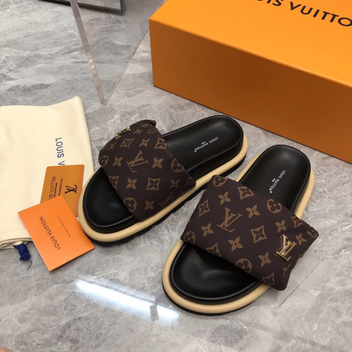 L0VT SANDAL
