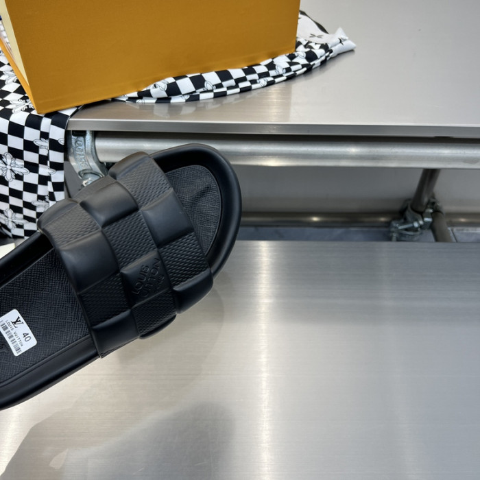 L0VT SANDAL