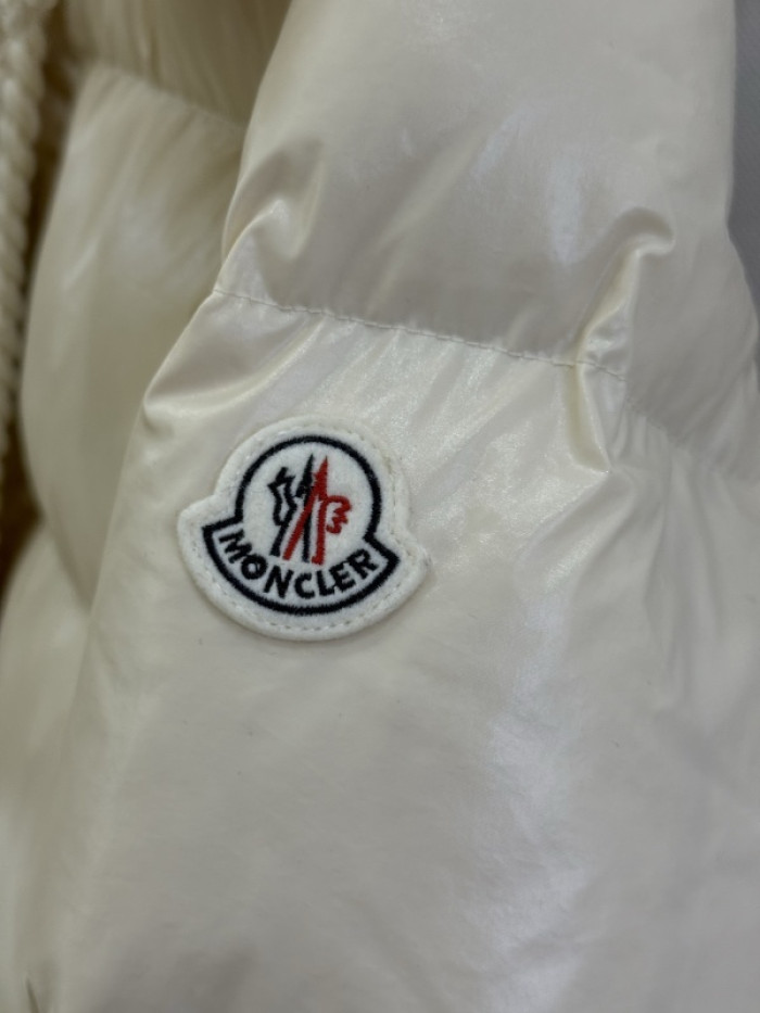 M0*C1ER DOWN JACKET