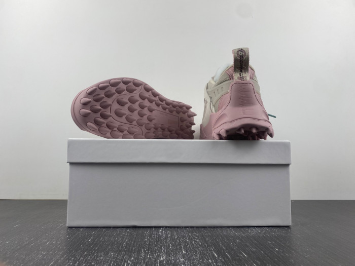 OFW SNEAKER