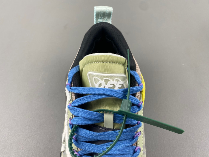 OFW SNEAKER