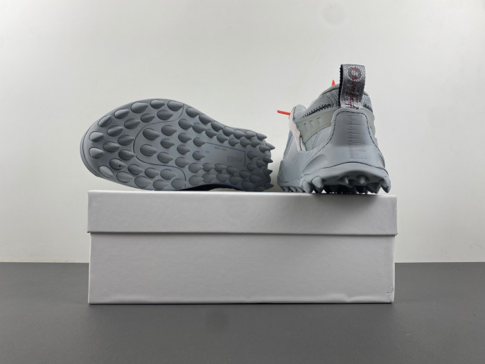 OFW SNEAKER