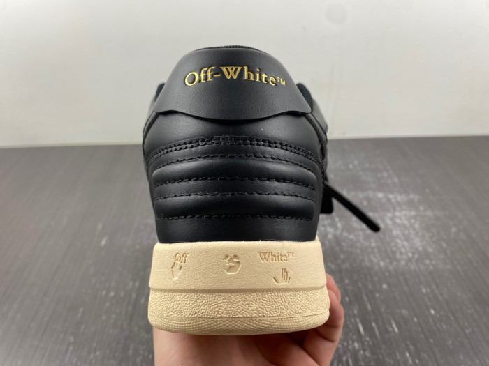 OFW SNEAKER