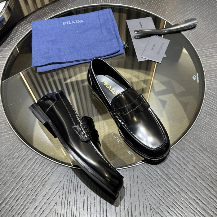 PRAD SNEAKER