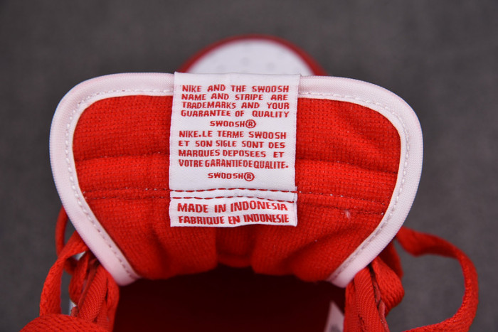 NIKE DUNK LOW SP “UNIVERSITY RED” CU1727-100