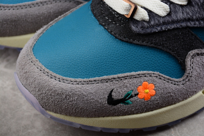 NIKE AIR MAX 1 KASINA WON-ANG GREY DQ8475-001